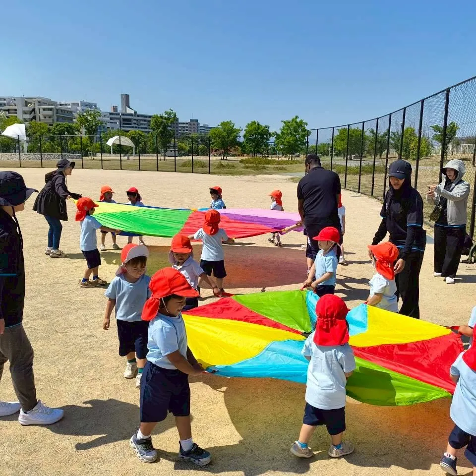 五月晴れの良い天気の日に皆で香椎浜中央公園へ遊びに行きました...